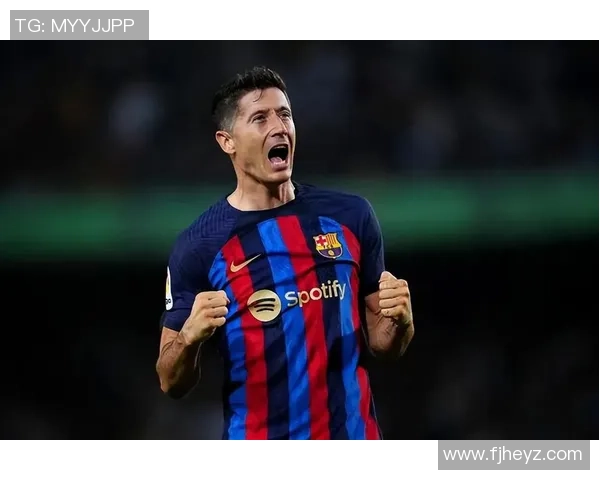 西甲大战巴萨狂胜曼联五球神扑瞬间点燃全场激情解析