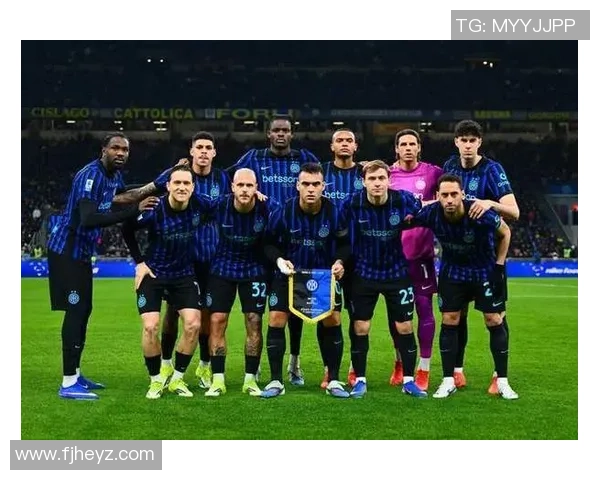 国王杯激战：AC米兰险胜那不勒斯红牌事件引发全场热议